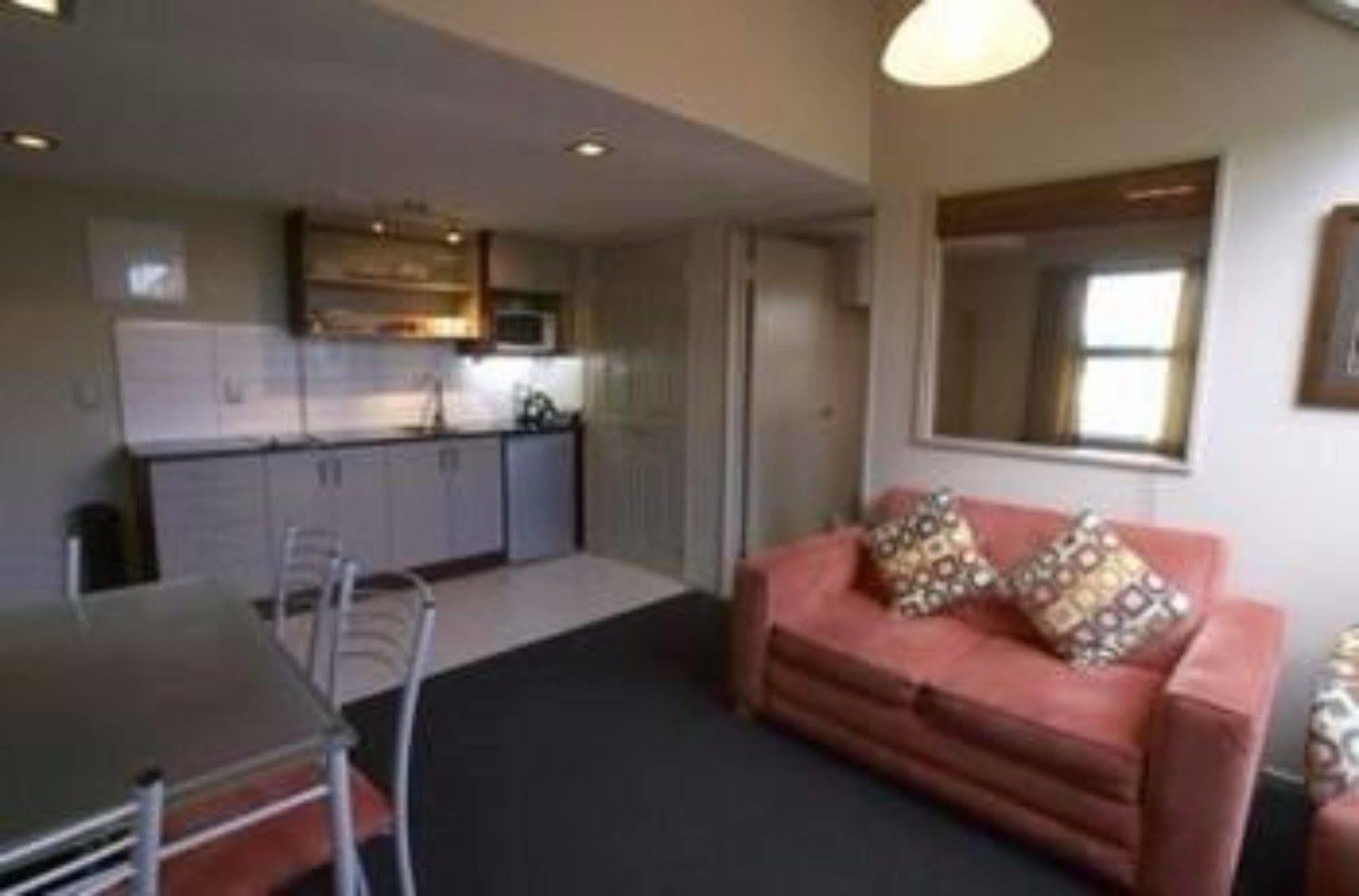 Athena Motel Christchurch Extérieur photo